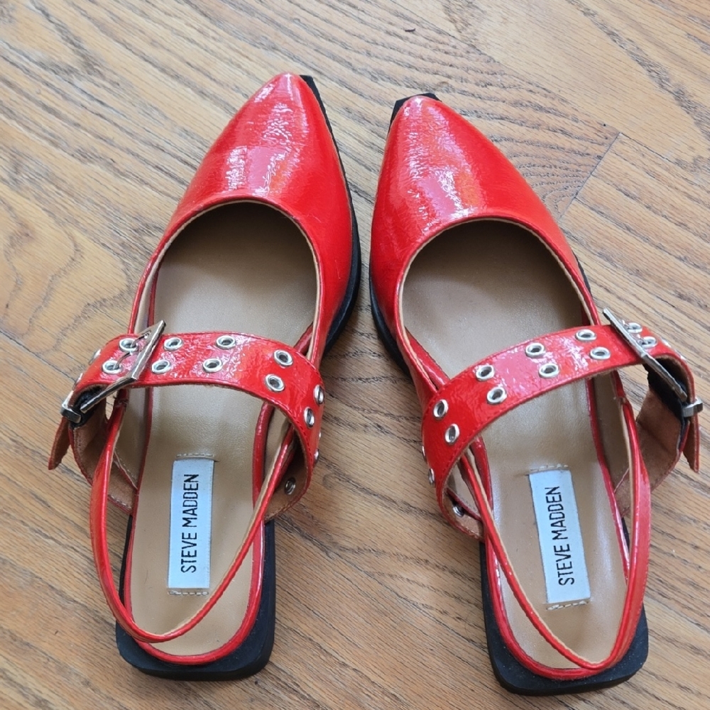 Steve Madden Red Patent Pointed Slingback Flats with Grommet Strap